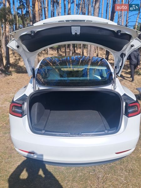 Седан Tesla Model 3 2023 в Києві фото 21 Седан Tesla Model 3 2023 в Києві