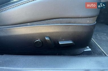 Седан Tesla Model 3 2020 в Киеве