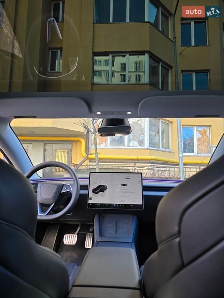 Седан Tesla Model 3 2024 в Киеве