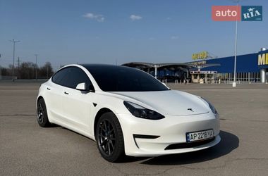 Седан Tesla Model 3 2021 в Запоріжжі