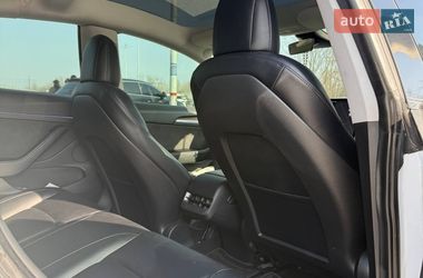 Седан Tesla Model 3 2021 в Запорожье