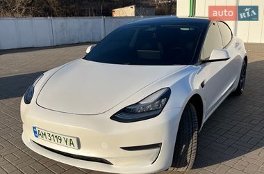 Седан Tesla Model 3 2019 в Житомире