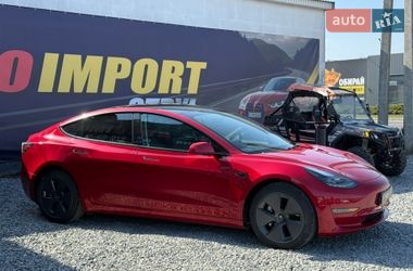 Седан Tesla Model 3 2023 в Стрые