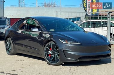 Седан Tesla Model 3 2024 в Киеве