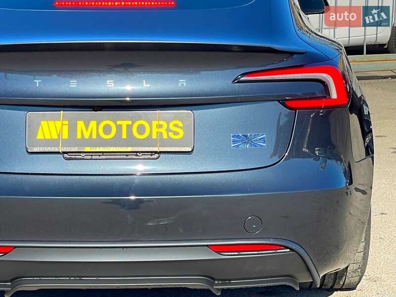 Седан Tesla Model 3 2024 в Киеве фото 25 Седан Tesla Model 3 2024 в Киеве