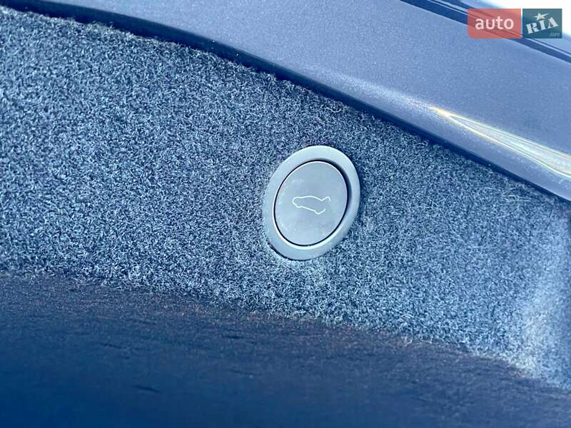 Седан Tesla Model 3 2024 в Киеве фото 73 Седан Tesla Model 3 2024 в Киеве
