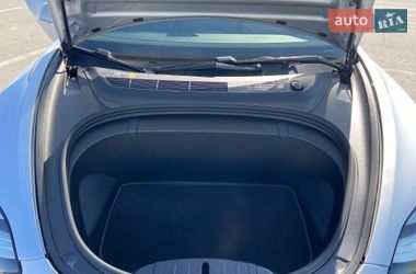 Седан Tesla Model 3 2018 в Львове