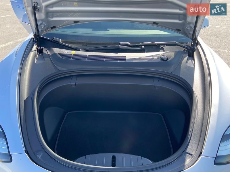 Седан Tesla Model 3 2018 в Львове фото 10 Седан Tesla Model 3 2018 в Львове