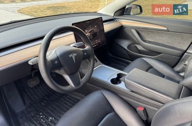 Седан Tesla Model 3 2023 в Киеве