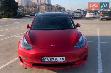 Седан Tesla Model 3 2022 в Виннице