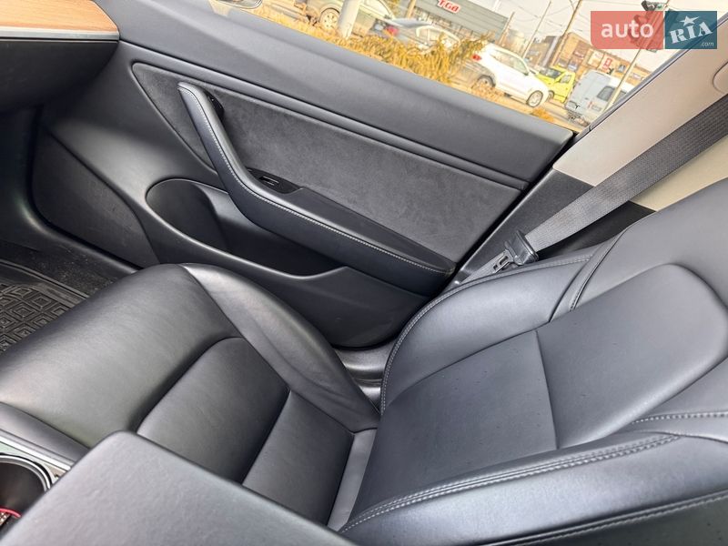 Седан Tesla Model 3 2019 в Харькове фото 14 Седан Tesla Model 3 2019 в Харькове