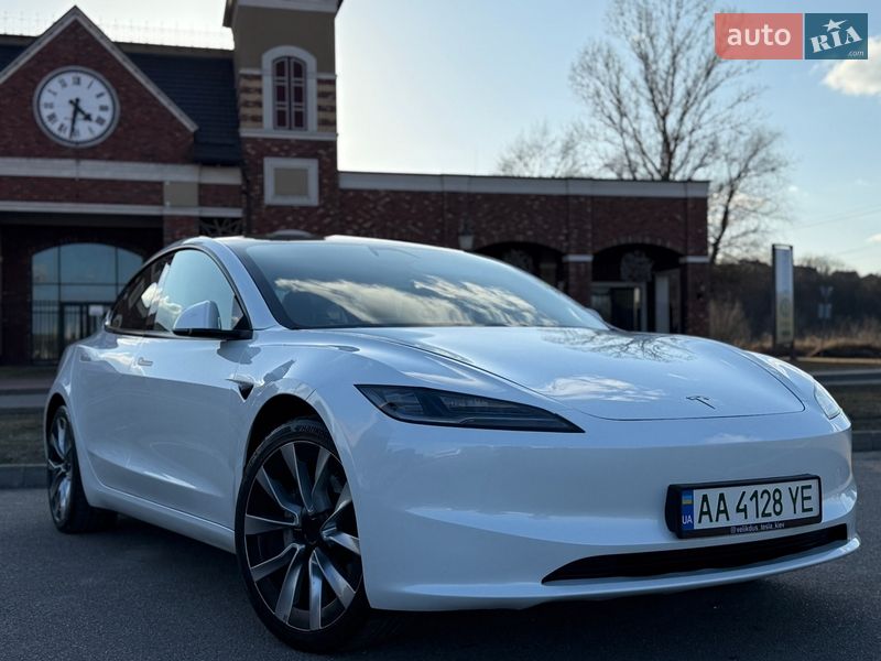 Седан Tesla Model 3 2024 в Києві фото Седан Tesla Model 3 2024 в Києві