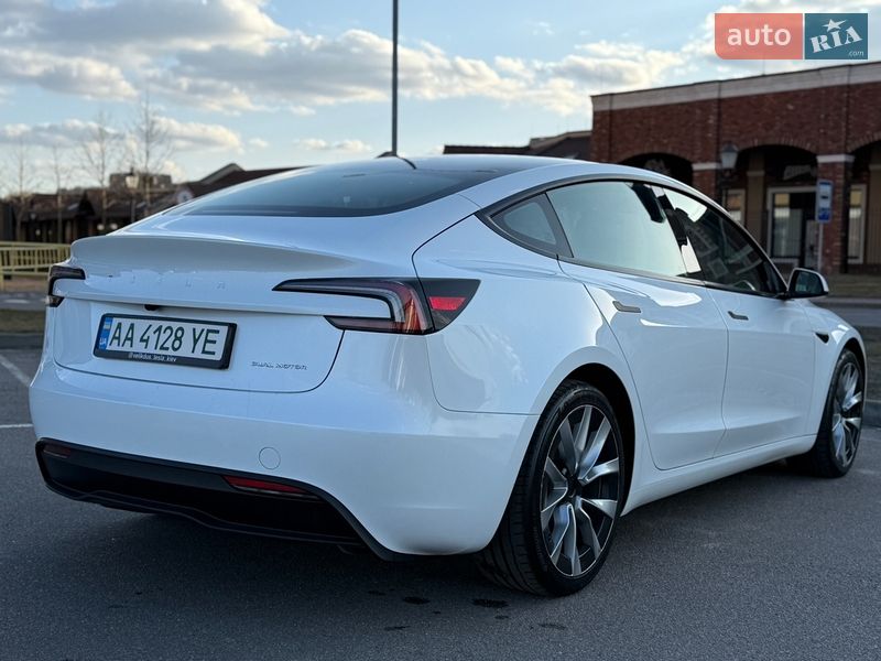 Седан Tesla Model 3 2024 в Києві фото 19 Седан Tesla Model 3 2024 в Києві