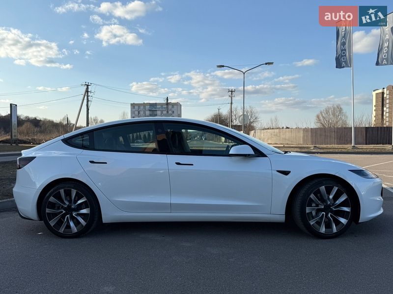 Седан Tesla Model 3 2024 в Києві фото 8 Седан Tesla Model 3 2024 в Києві