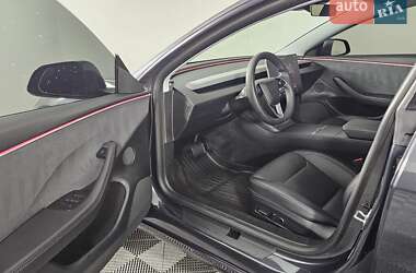 Седан Tesla Model 3 2025 в Львове