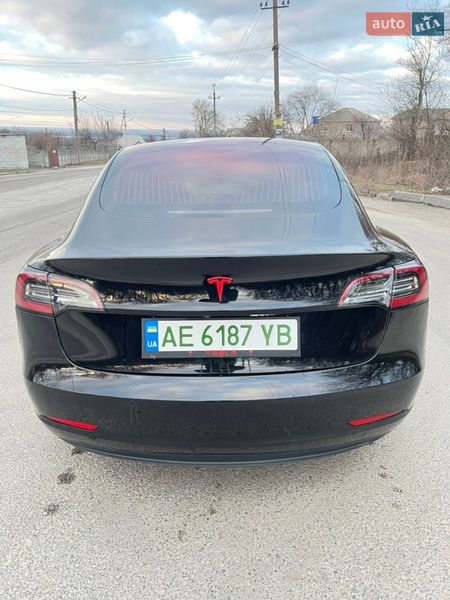 Седан Tesla Model 3 2019 в Дніпрі