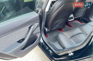 Седан Tesla Model 3 2019 в Днепре