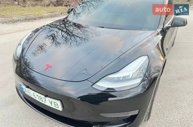 Седан Tesla Model 3 2019 в Днепре