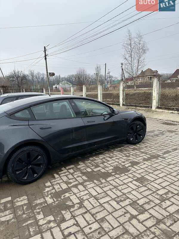 Седан Tesla Model 3 2025 в Черновцах фото 5 Седан Tesla Model 3 2025 в Черновцах