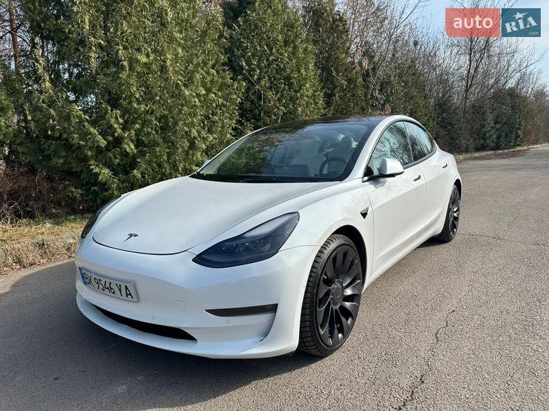Tesla Model 3 2022 Tesla Model 3 2022