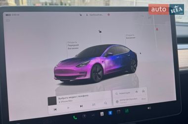 Седан Tesla Model 3 2022 в Киеве