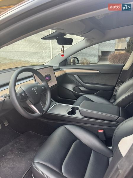 Седан Tesla Model 3 2022 в Києві фото 13 Седан Tesla Model 3 2022 в Києві