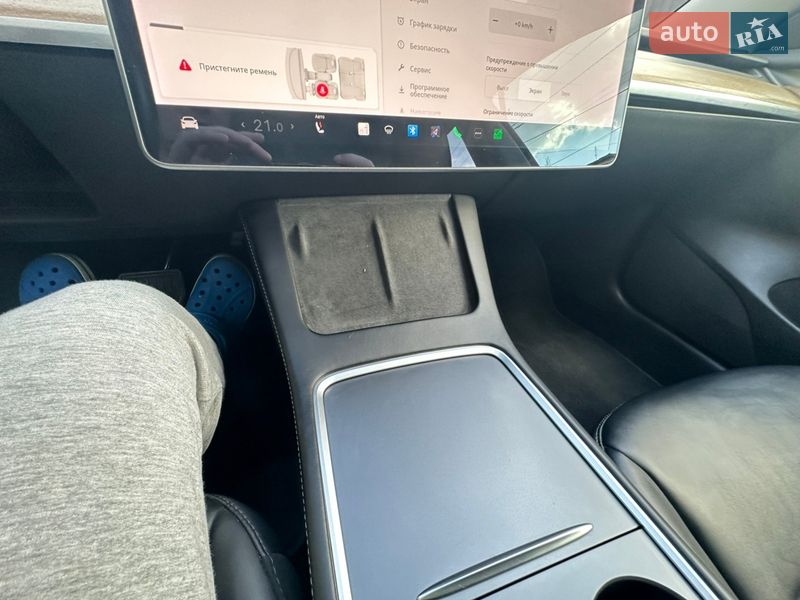 Седан Tesla Model 3 2022 в Виннице