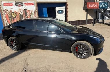 Седан Tesla Model 3 2023 в Киеве