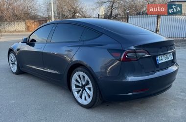 Седан Tesla Model 3 2022 в Киеве