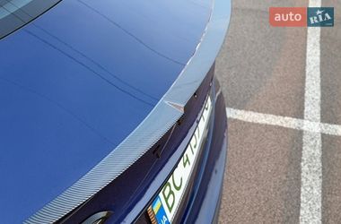 Седан Tesla Model 3 2024 в Ровно