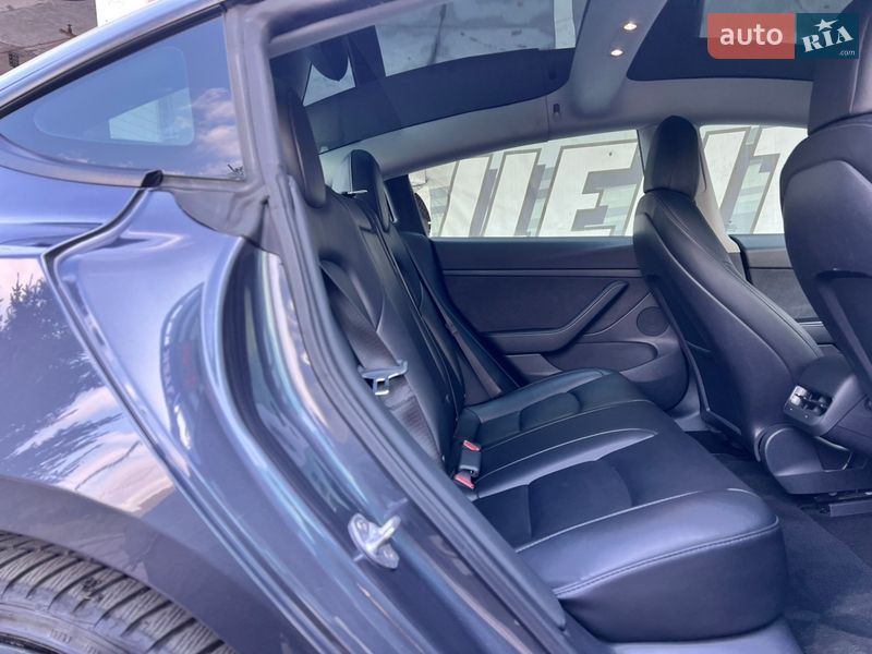 Седан Tesla Model 3 2021 в Киеве фото 46 Седан Tesla Model 3 2021 в Киеве