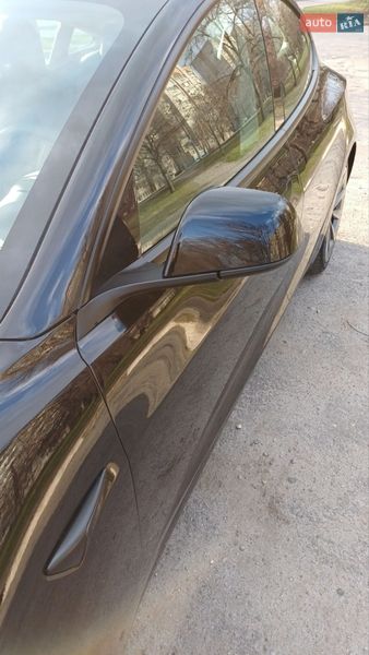 Седан Tesla Model 3 2022 в Запорожье