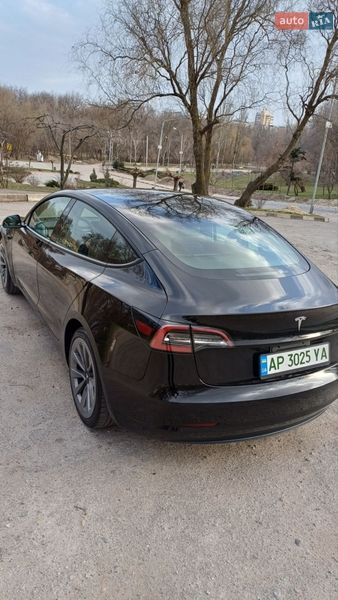 Седан Tesla Model 3 2022 в Запорожье