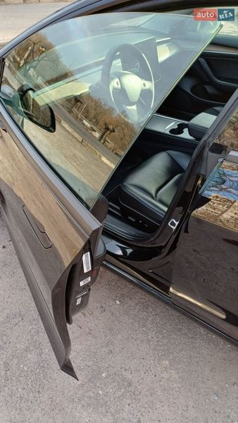 Седан Tesla Model 3 2022 в Запорожье