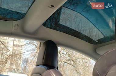 Седан Tesla Model 3 2022 в Запорожье