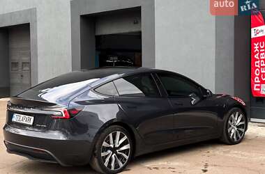 Седан Tesla Model 3 2024 в Киеве
