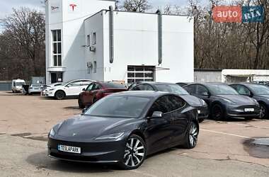 Седан Tesla Model 3 2024 в Киеве