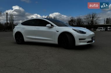 Седан Tesla Model 3 2019 в Николаеве