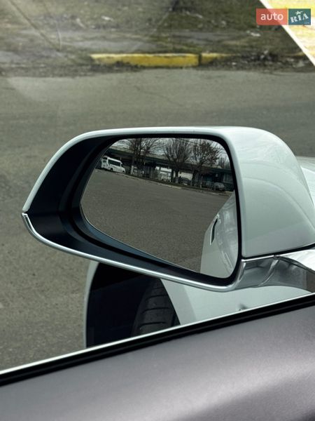 Седан Tesla Model 3 2019 в Николаеве