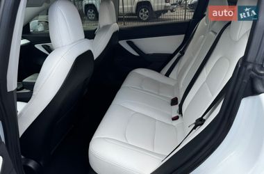 Седан Tesla Model 3 2019 в Николаеве