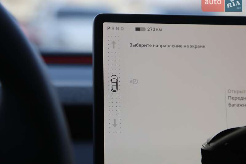 Седан Tesla Model 3 2024 в Києві