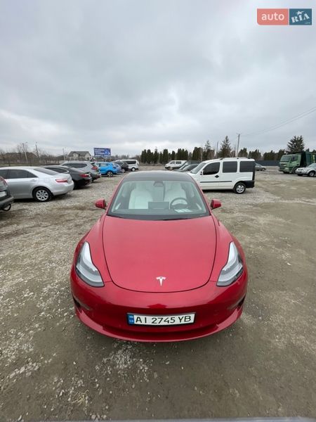 Седан Tesla Model 3 2022 в Білій Церкві