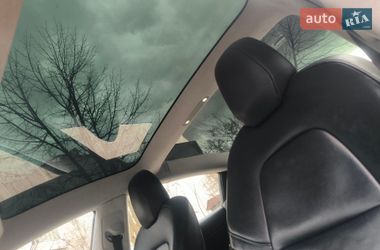 Седан Tesla Model 3 2017 в Одессе