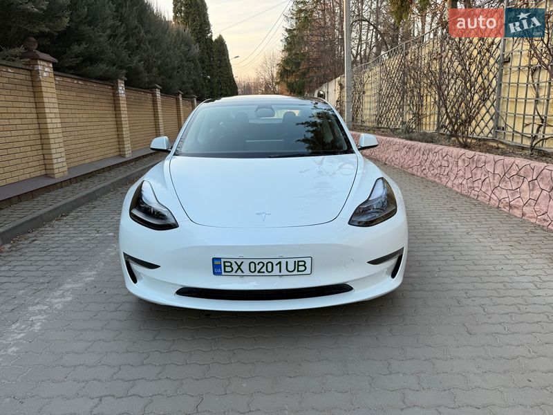 Седан Tesla Model 3 2023 в Хмельницком фото 7 Седан Tesla Model 3 2023 в Хмельницком