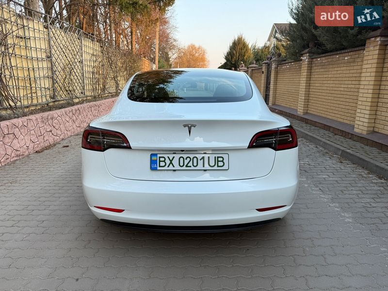 Седан Tesla Model 3 2023 в Хмельницком фото 11 Седан Tesla Model 3 2023 в Хмельницком