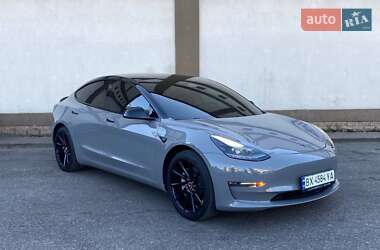 Седан Tesla Model 3 2019 в Киеве