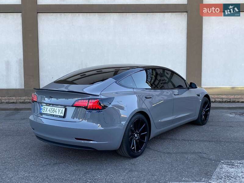 Седан Tesla Model 3 2019 в Киеве фото 6 Седан Tesla Model 3 2019 в Киеве
