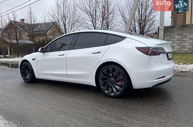 Седан Tesla Model 3 2022 в Киеве