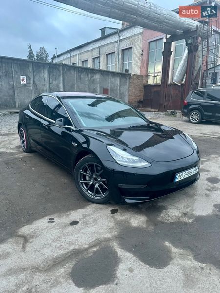 Tesla Model 3 2019