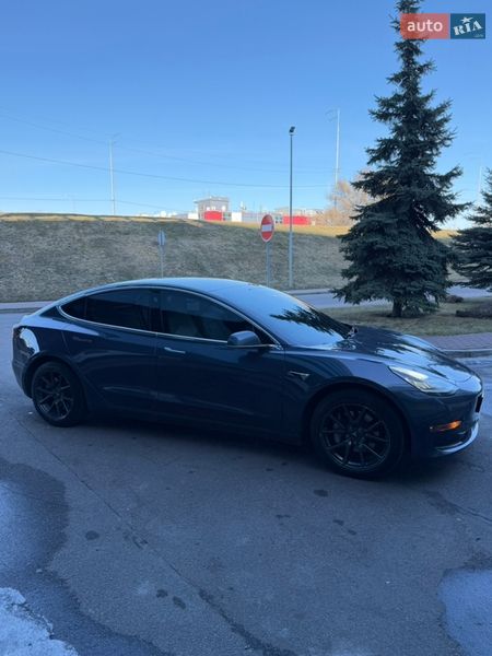 Седан Tesla Model 3 2019 в Киеве фото 4 Седан Tesla Model 3 2019 в Киеве